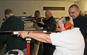 Diese Haltung zeigt schon, hier sind die Profis am Werk!